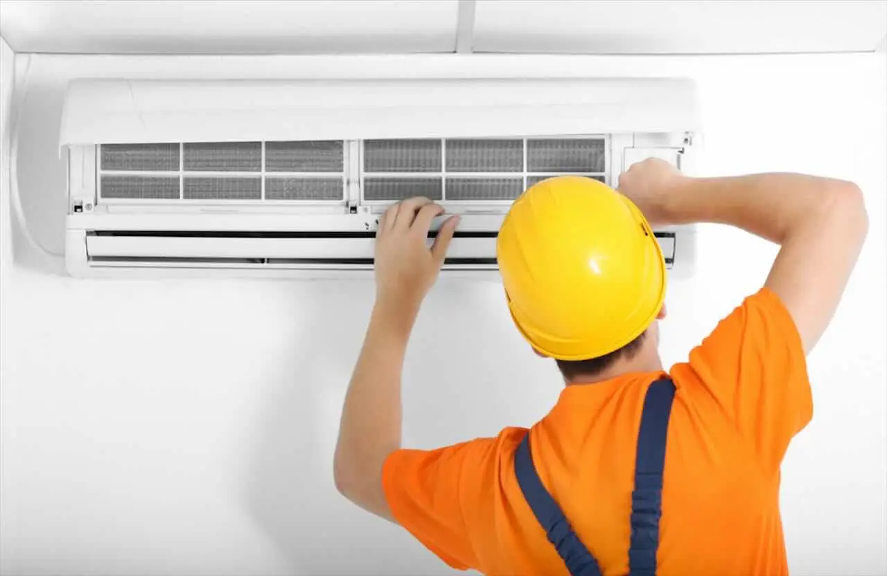 ¿Tu aire acondicionado es viejo? Descubre el coste real de renovarlo y si merece la pena